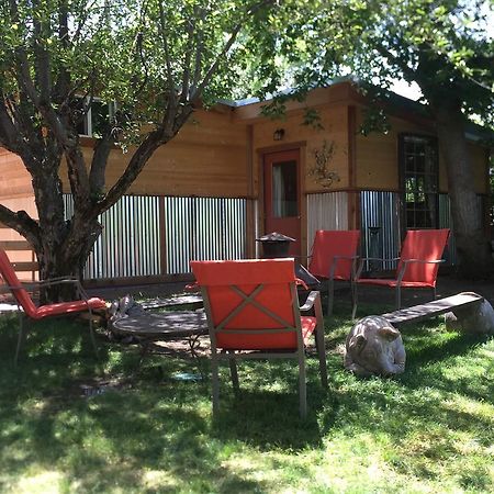 Lava Hideout Cabins Villa Lava Hot Springs Exterior photo