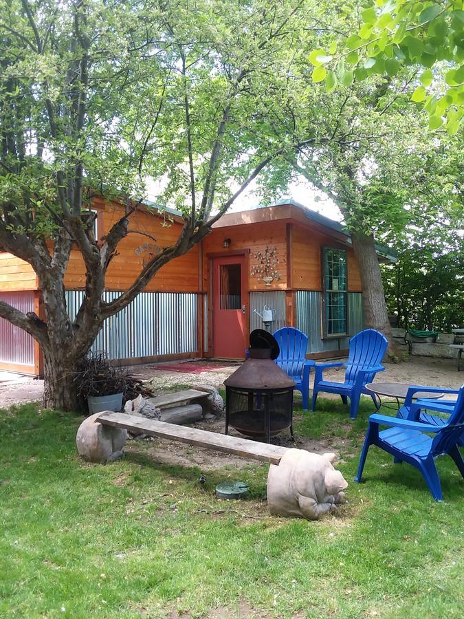 Lava Hideout Cabins Villa Lava Hot Springs Exterior photo